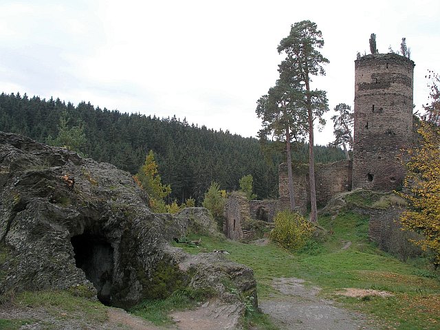 Zřícenina gotického hradu Gutštejn