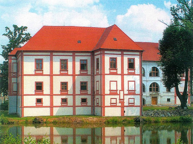 Horní Cerekev - zámek