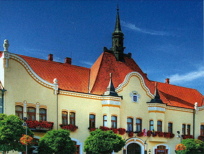 Historická radnica v Topoľčanoch