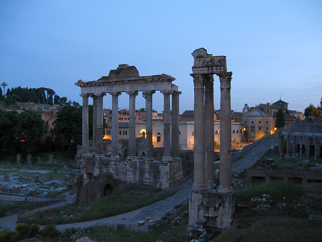 noční Forum Romanum