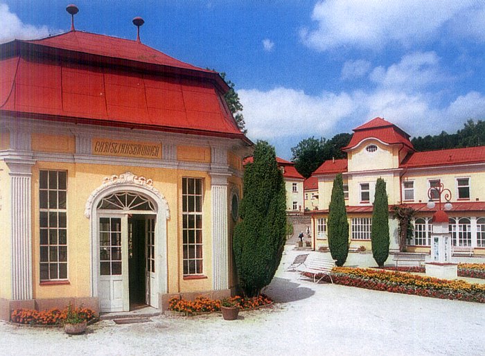 Lázně Libvera - klasicistní lázně v Jizerkách