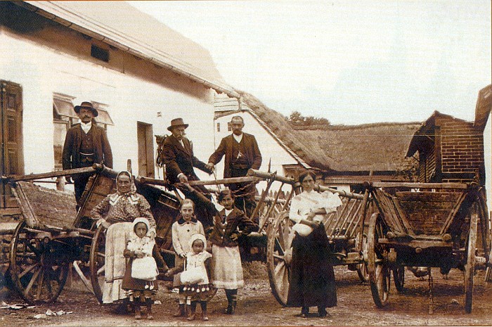 obec Černé Voděrady - Kolínsko