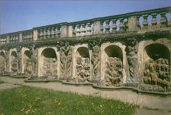 Zámecké terasy tvrze v Zákupech