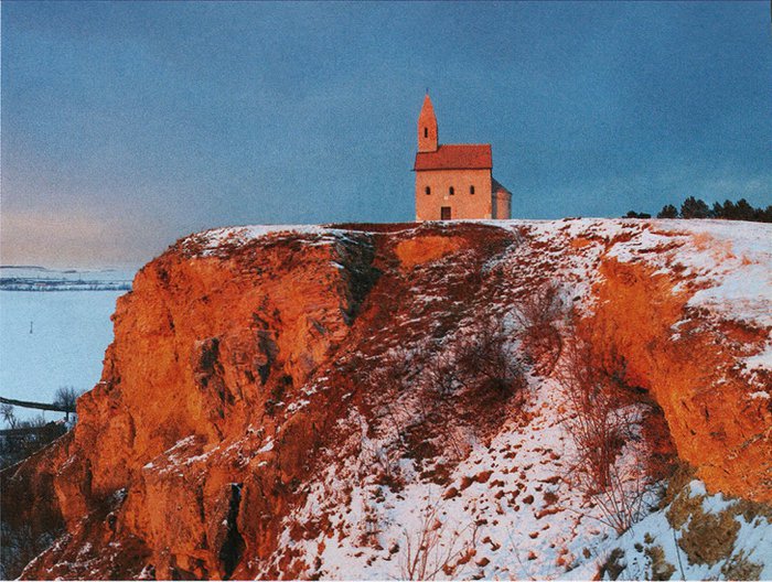 Drážovský kostolík pri západe Slnka