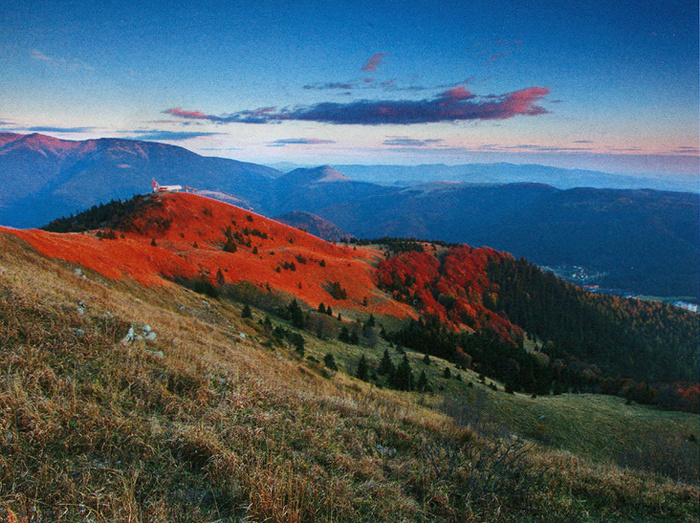 západ Slunce nad obcí Donovaly