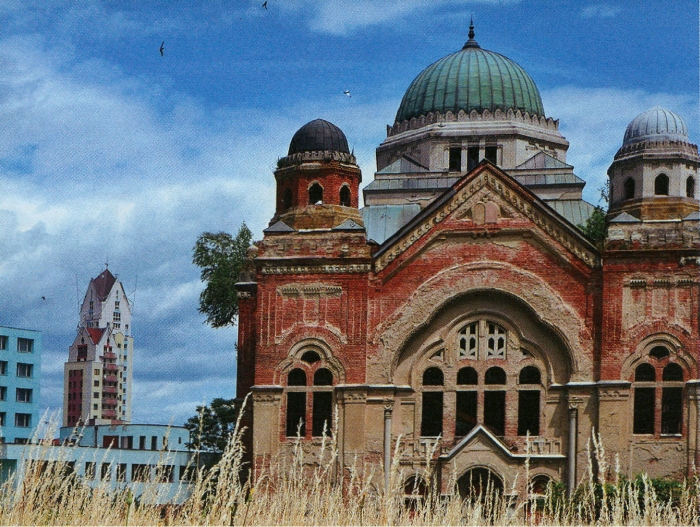 Secesná synagóga v Lučenci