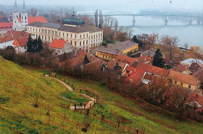 Most Márie Valérie v Štúrove